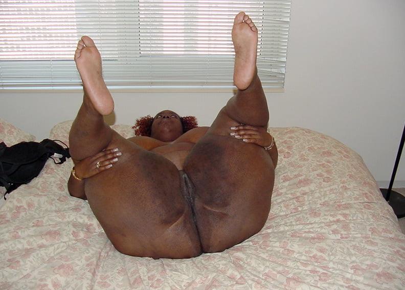 18P EBONY : WOULD YOU FUCK IT: SMASH OR PASS PT.13