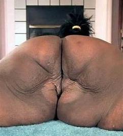 18P EBONY : WOULD YOU FUCK IT: SMASH OR PASS PT.13