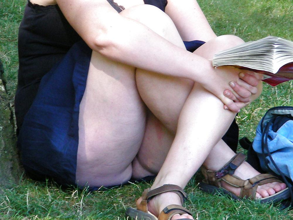 12P Park upskirt