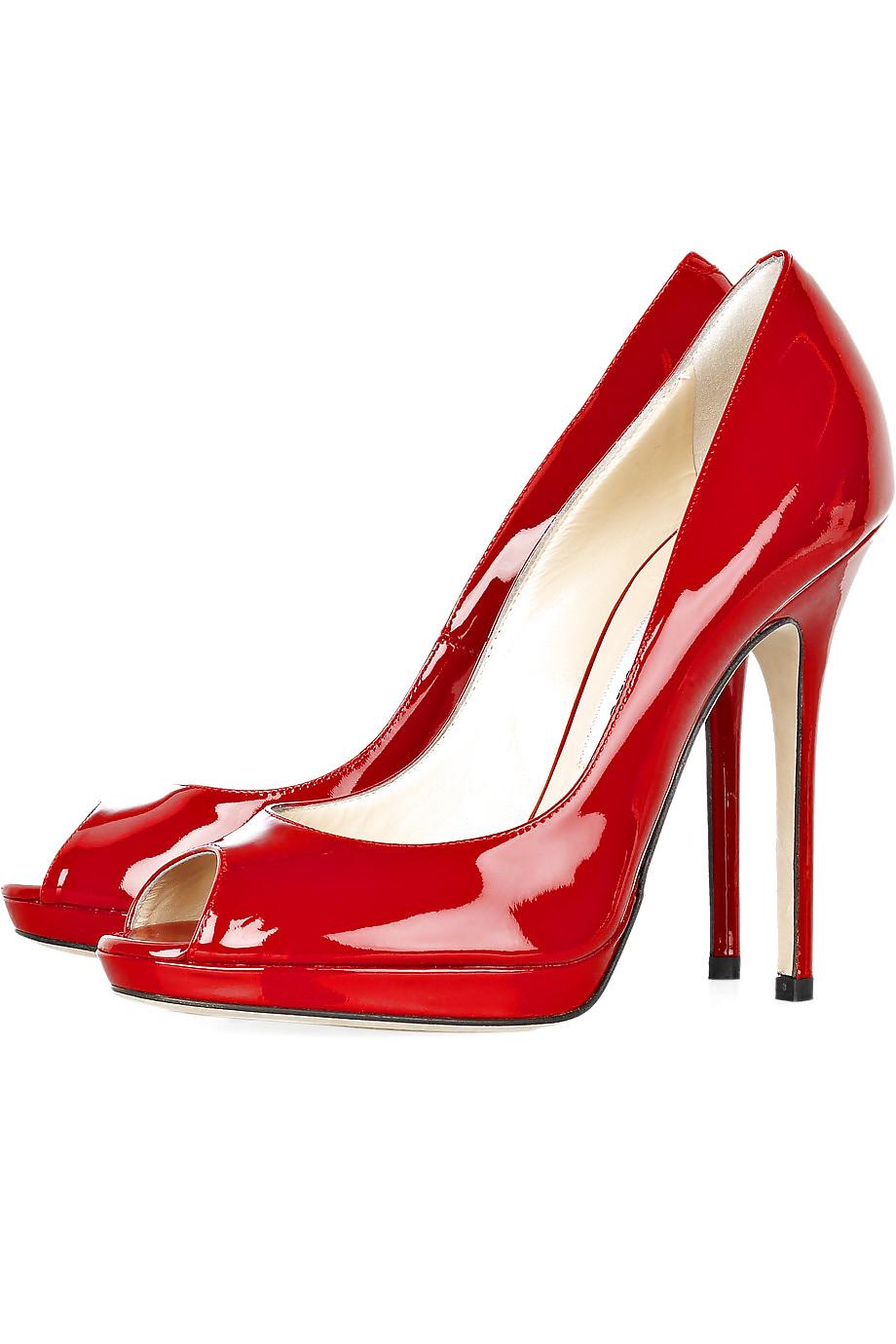 25P Some shoes 