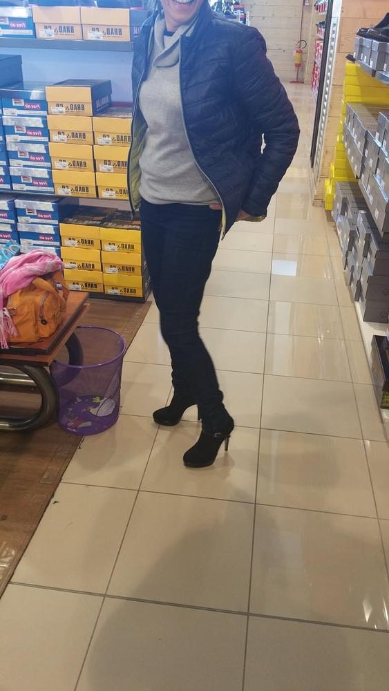 8P High heels