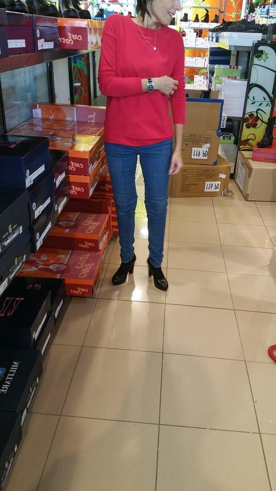 8P High heels