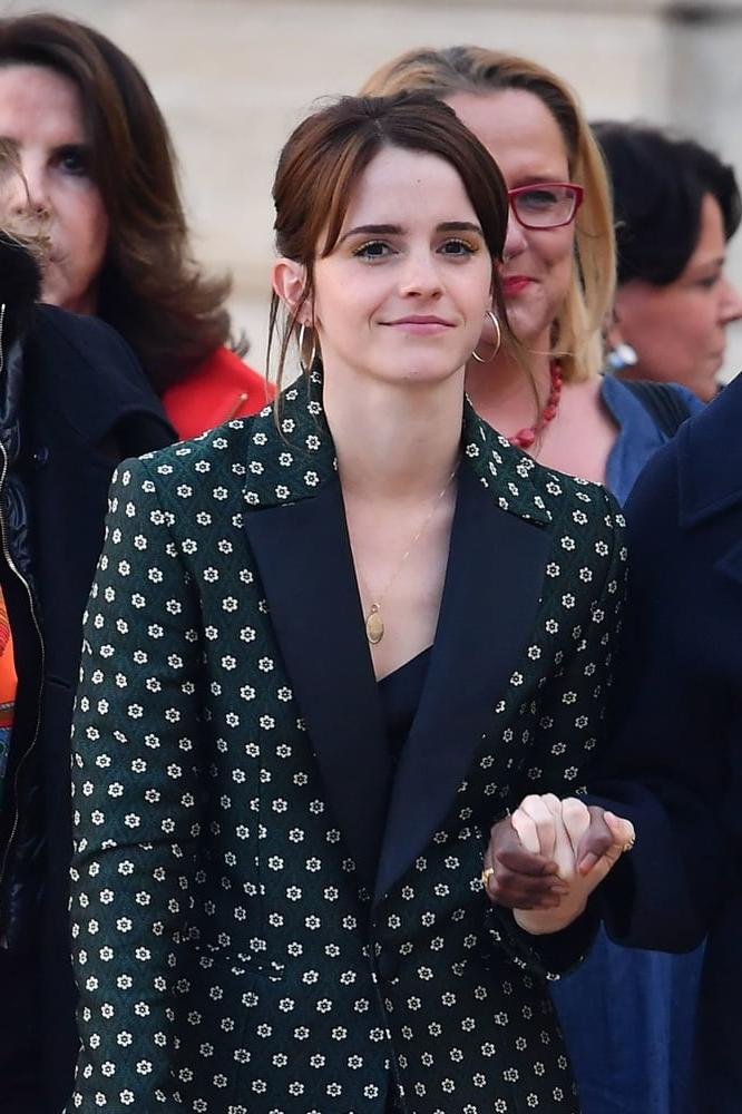 25P Emma Watson Won't Go Home Without You.