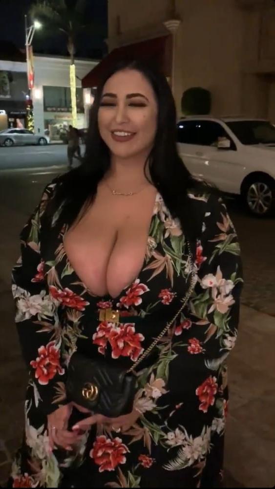 25P DiamondDoll Pawg Gallery 1