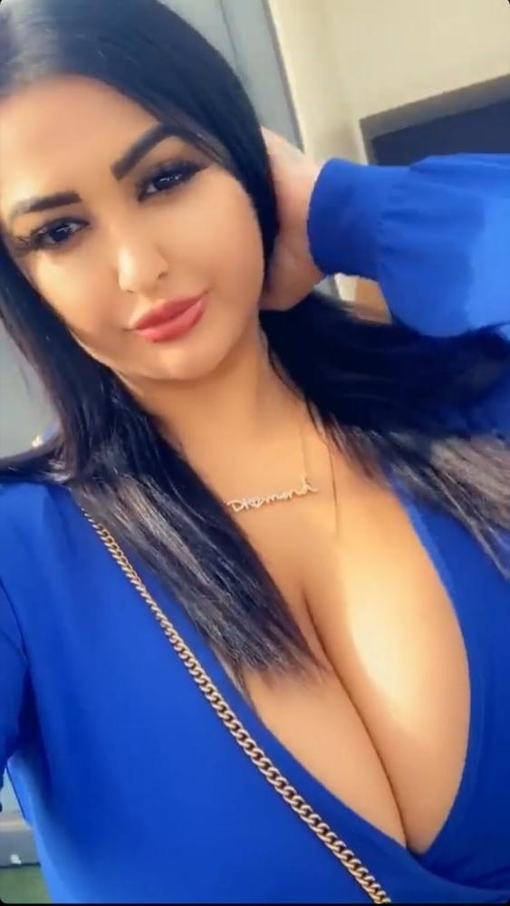 25P DiamondDoll Pawg Gallery 1