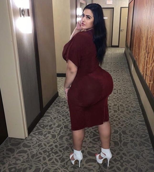 25P DiamondDoll Pawg Gallery 1