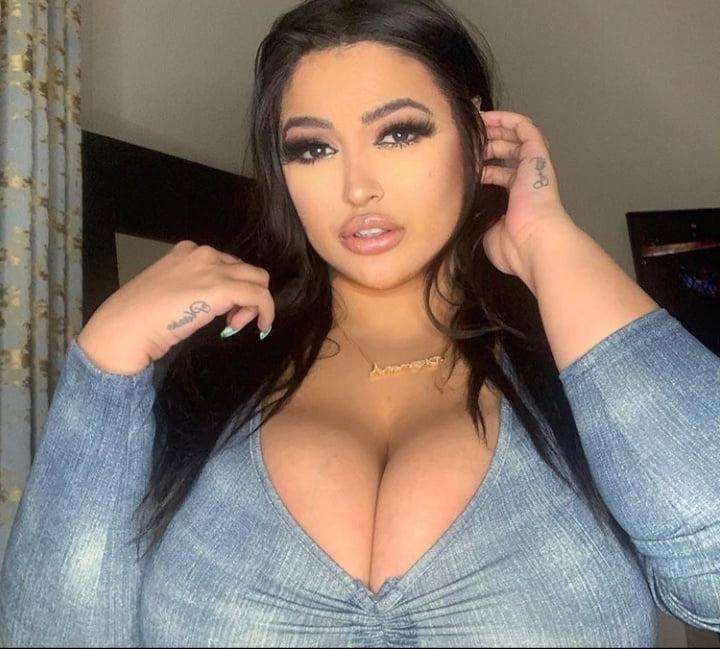 25P DiamondDoll Pawg Gallery 1