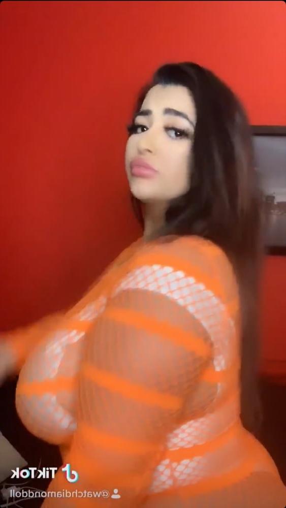 25P DiamondDoll Pawg Gallery 1