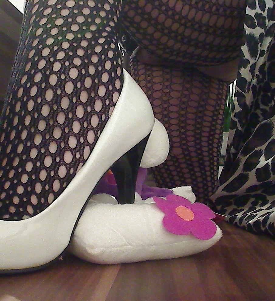 23P Dom fem (trampling)