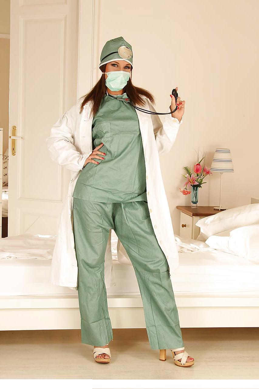 15P Nasty and horny doctor slut