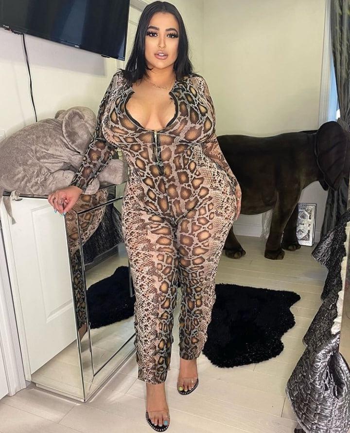 25P DiamondDoll Pawg Gallery 2