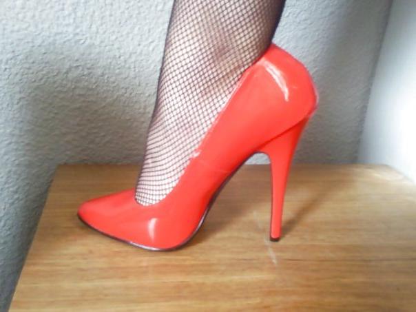 25P High heels