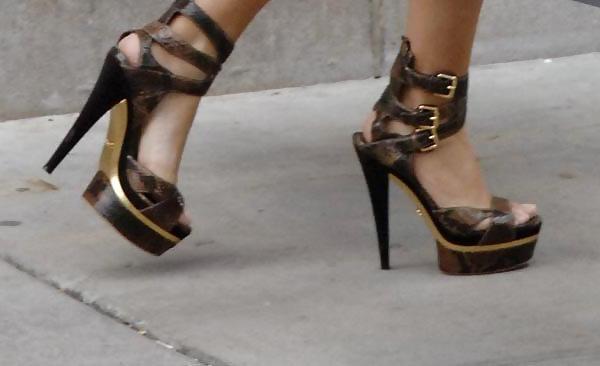 25P High heels