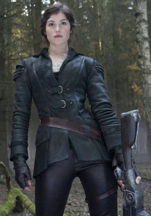 25P Gemma Arterton  Fit As Fuck