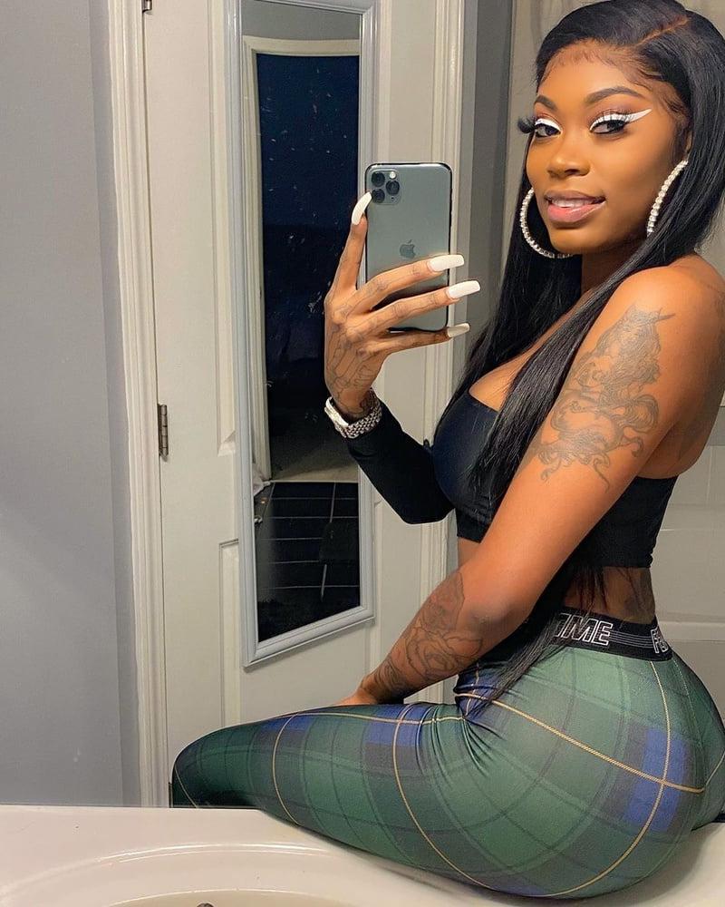 25P Asian Doll