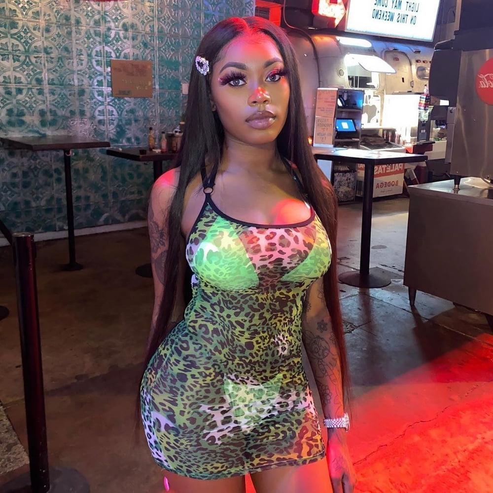 25P Asian Doll