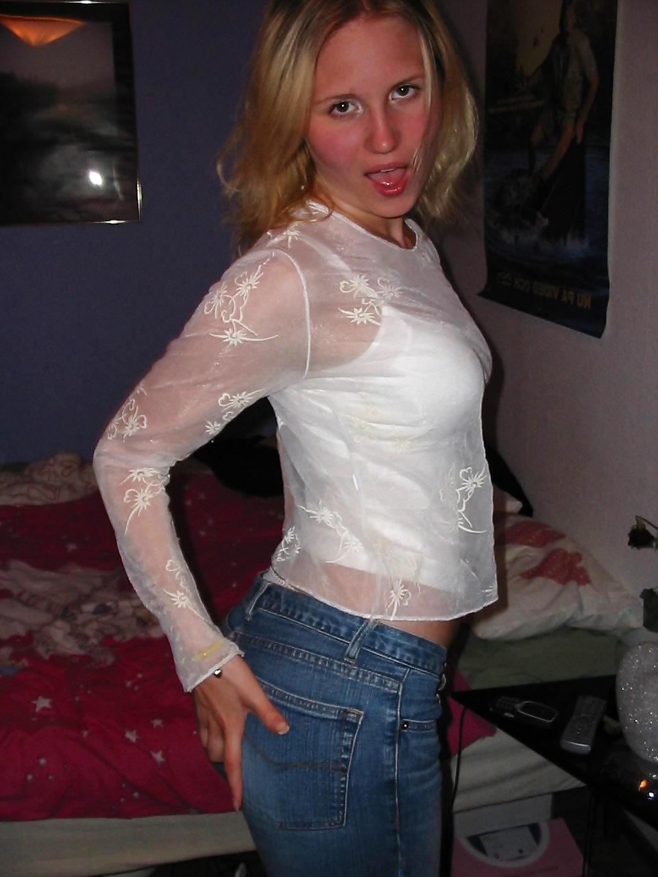 21P HOLIDAY FUN IV