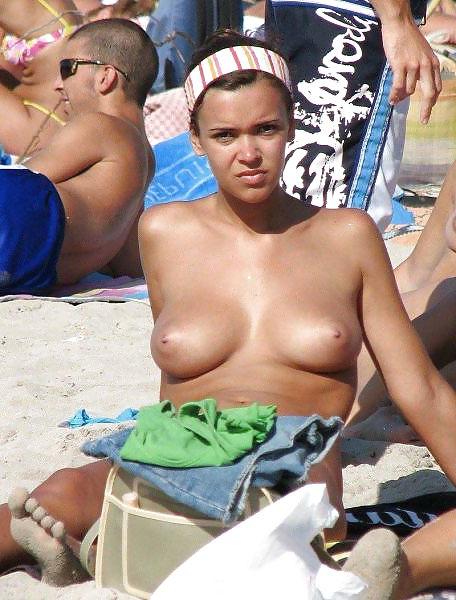 25P Beautiful Day at The French Beach 6 by Voyeur TROC