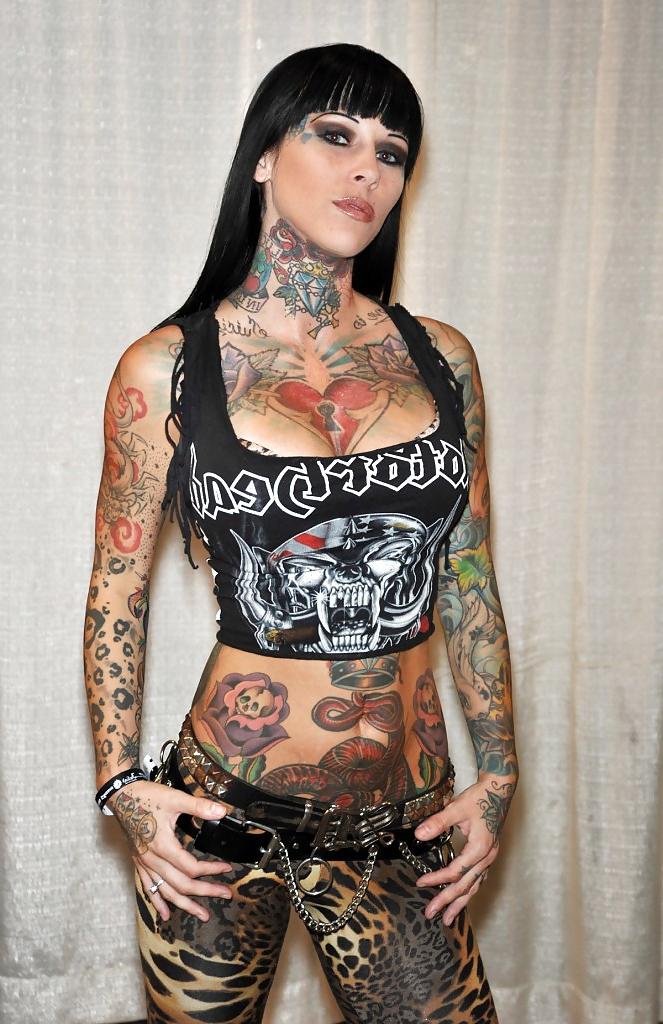 9P The One & Only Bombshell