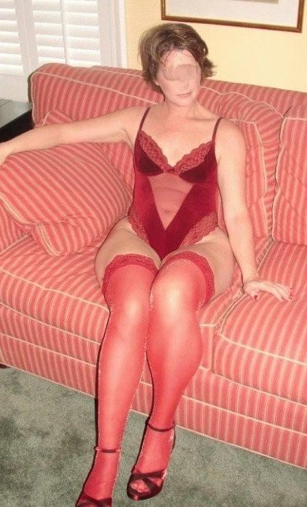 25P Matures on the couch 2