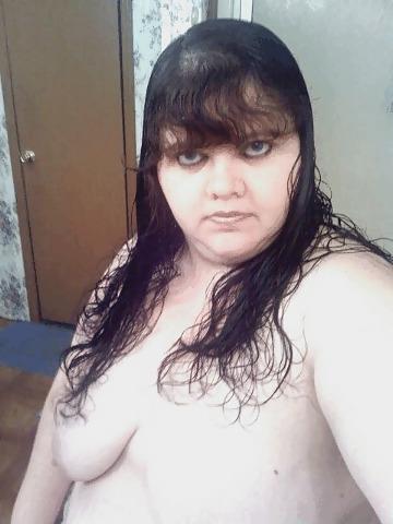12P Me naked ay home