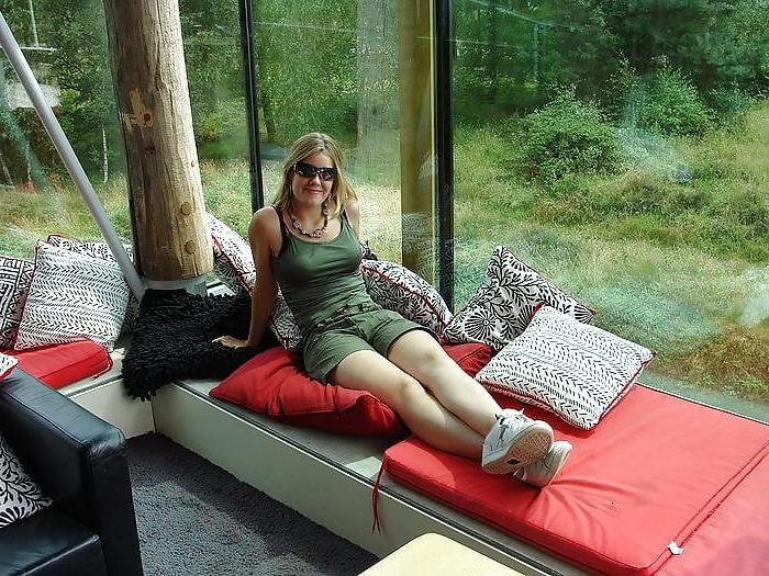 19P Dutch blond girl 2