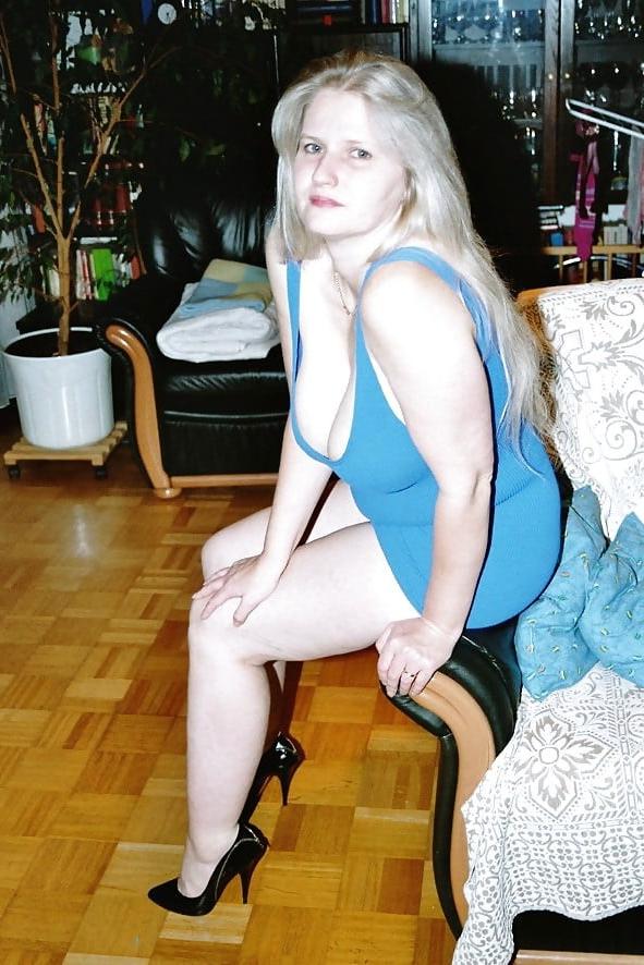 15P SAG - High Heels Slut Angie 02