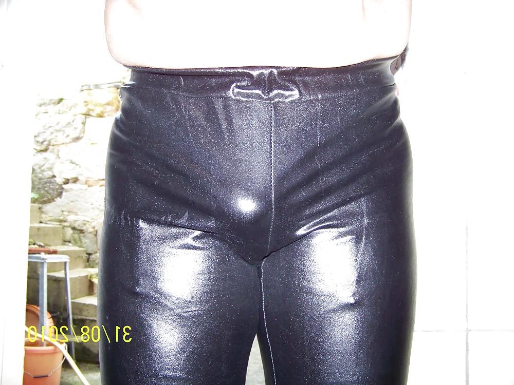 25P Driving Home in Leggings Part II