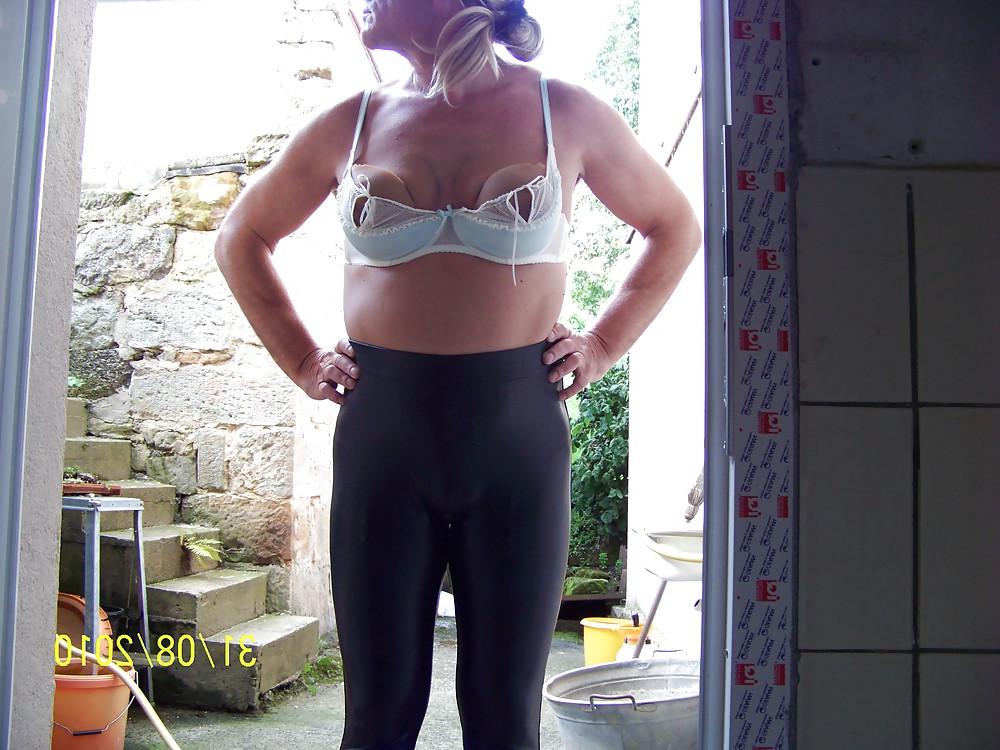 25P Driving Home in Leggings Part II