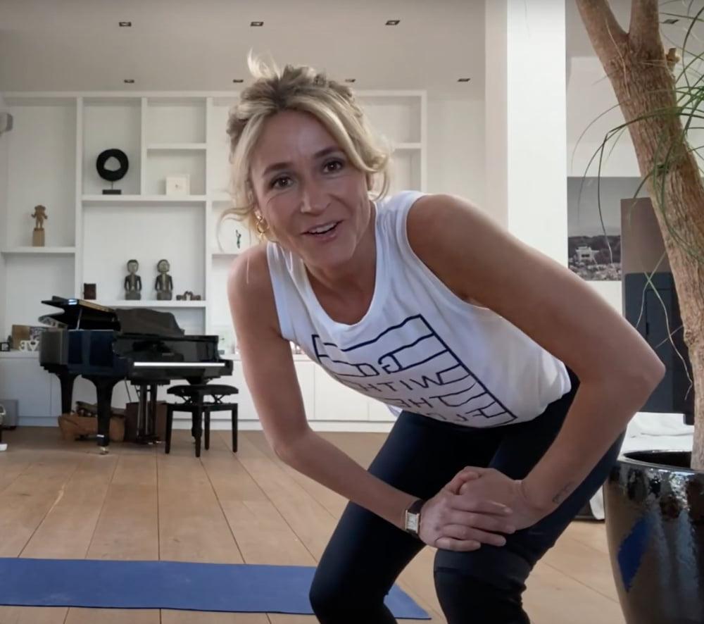5P dutch milf Wendy van dijk yoga part 2