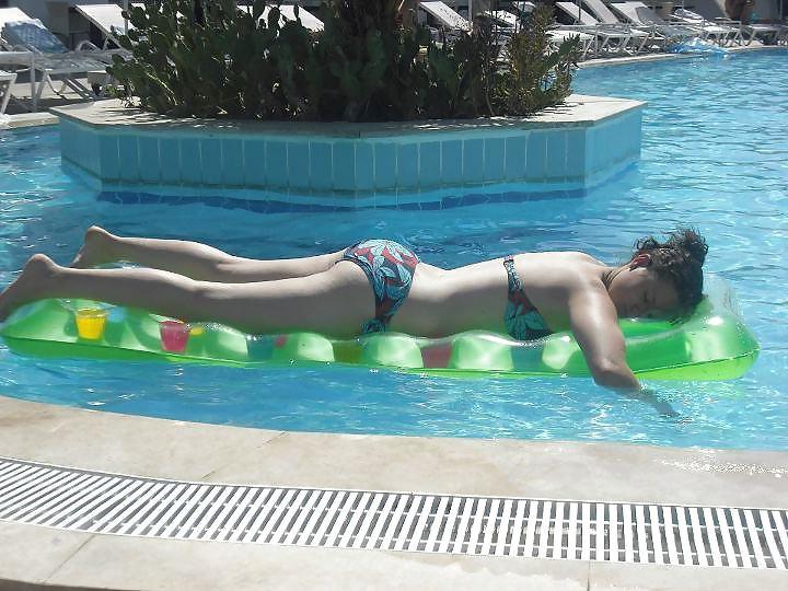 25P Girls Holiday