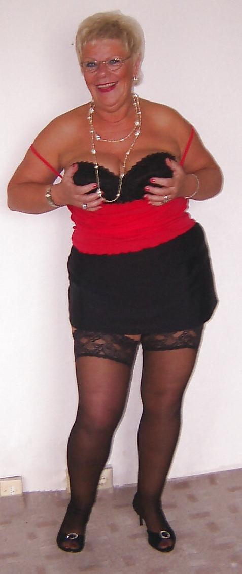 8P MILF Game