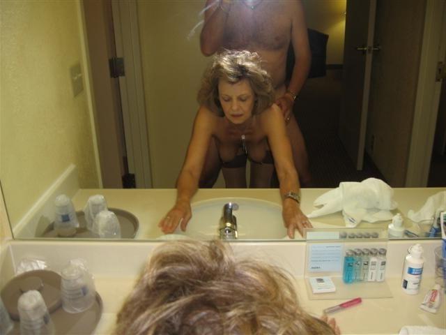 25P Hotel Swingers #71
