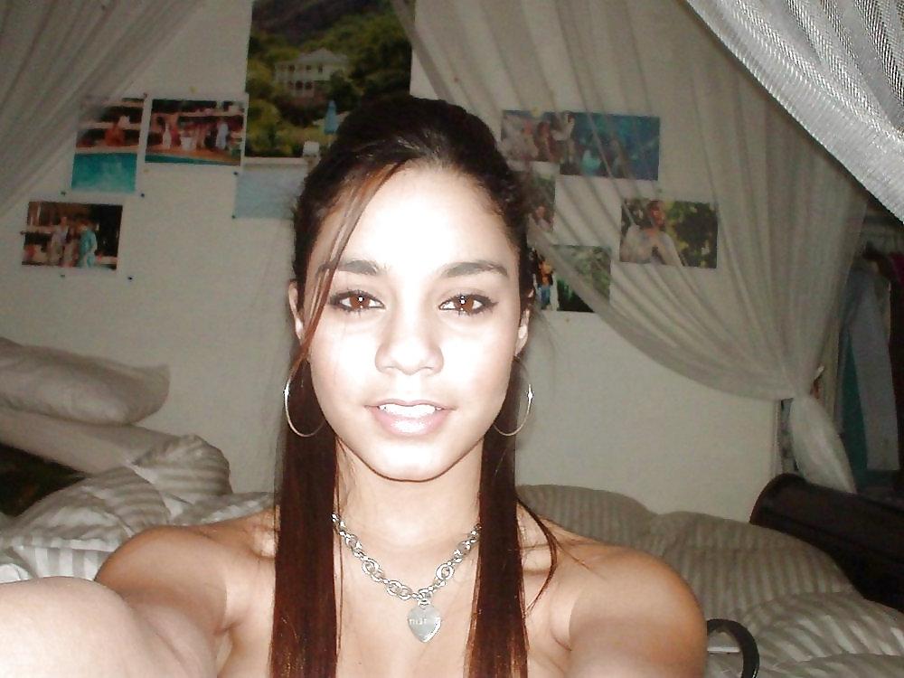 25P Celebrities to cum over