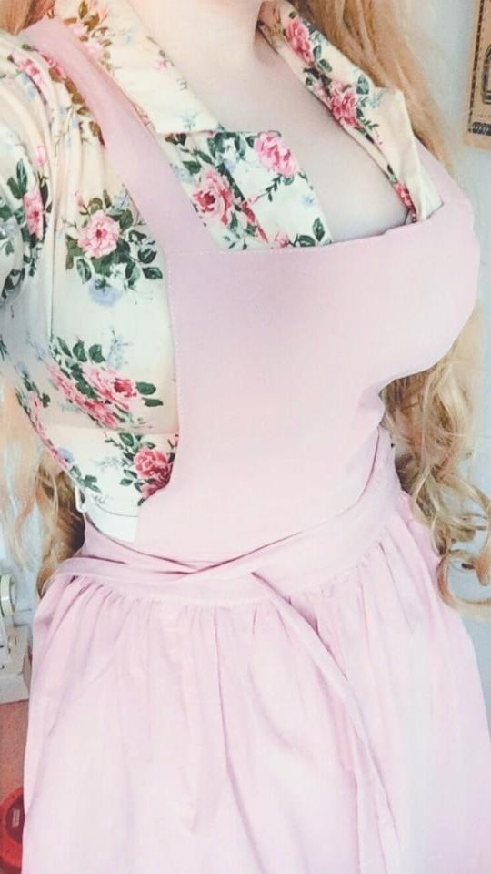 25P I'm a 1950s Housewife