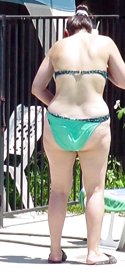 22P Persian Milf