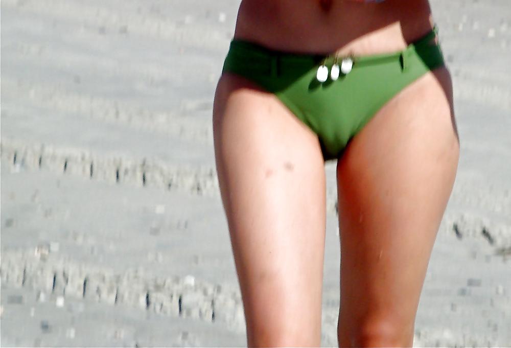 5P Cameltoe exgirlfriends and her friends asses and gaps