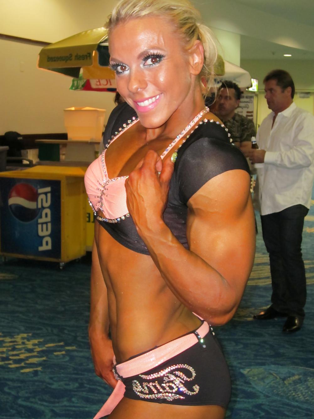 25P Bunz, Camel Toes,and Hardbodies 44