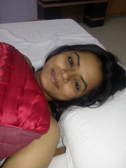 25P Kolkata newly married wife in hotel (94)