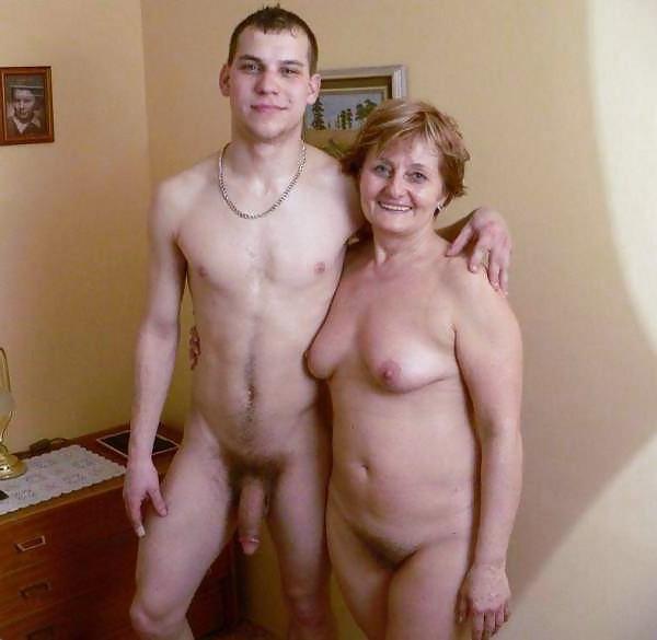 20P Naked couple 45.