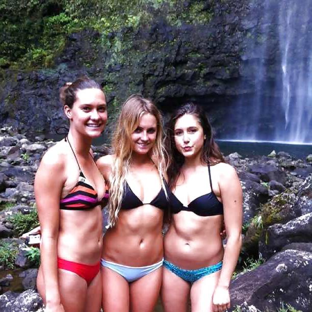 25P Bikini+Camel Toe+Tits= Erotica 6 By twistedworlds