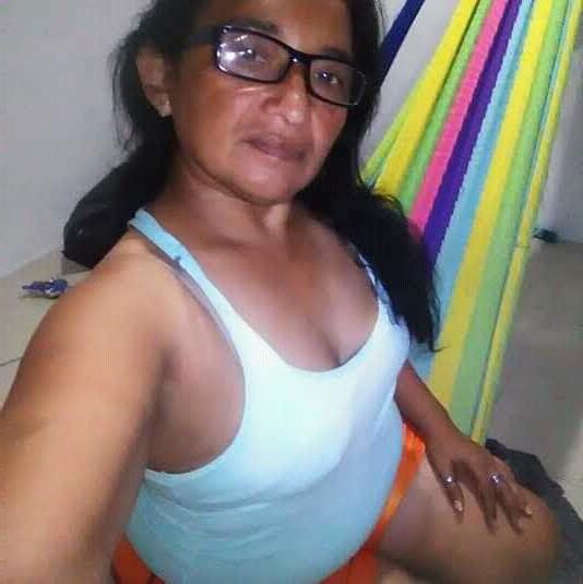 25P My best friend's mom shaves her pussy milf panocha depilada