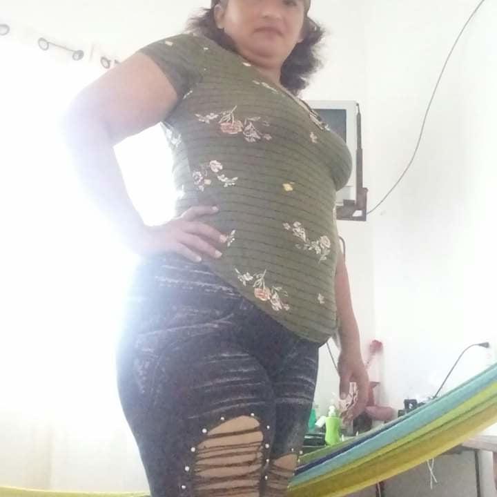 25P My best friend's mom shaves her pussy milf panocha depilada