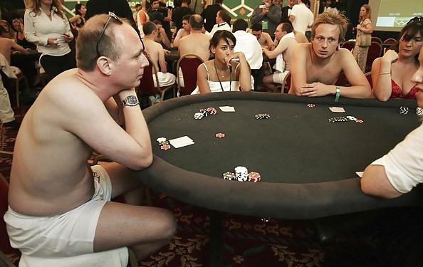 14P World's largest strip poker tournament