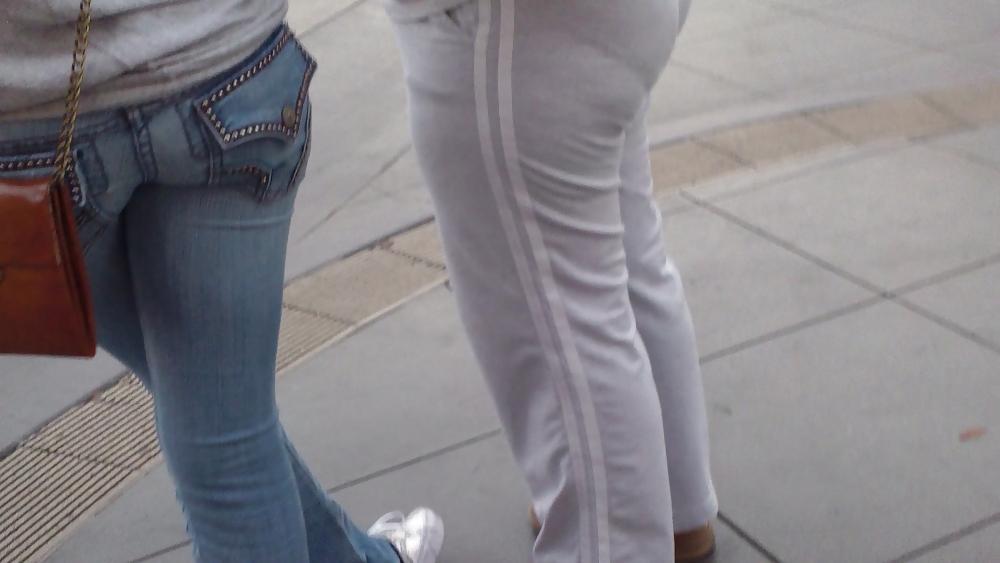 25P Butts & ass at night in tight jeans