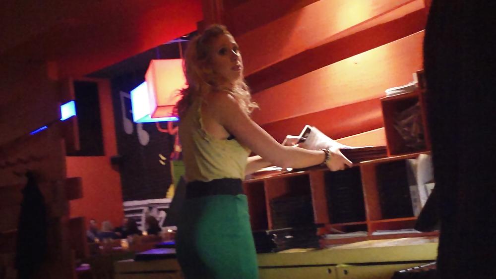 25P Butts & ass at night in tight jeans