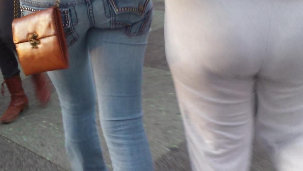 25P Butts & ass at night in tight jeans