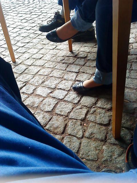 24P Nylonfeet meiner Kollegin in ballerinas