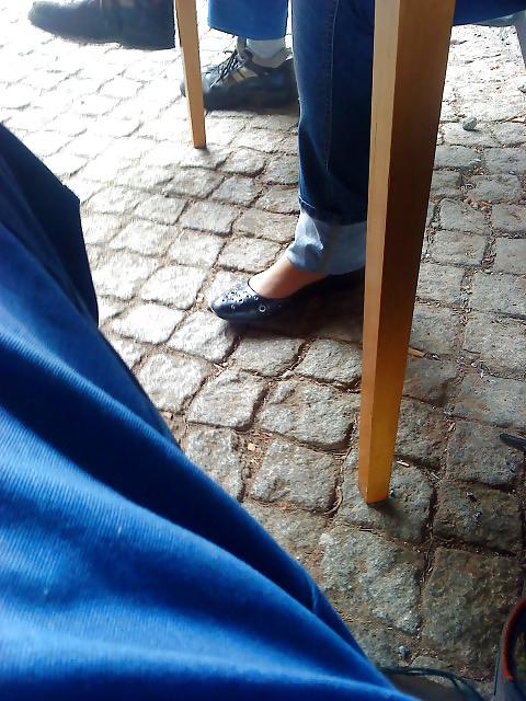 24P Nylonfeet meiner Kollegin in ballerinas