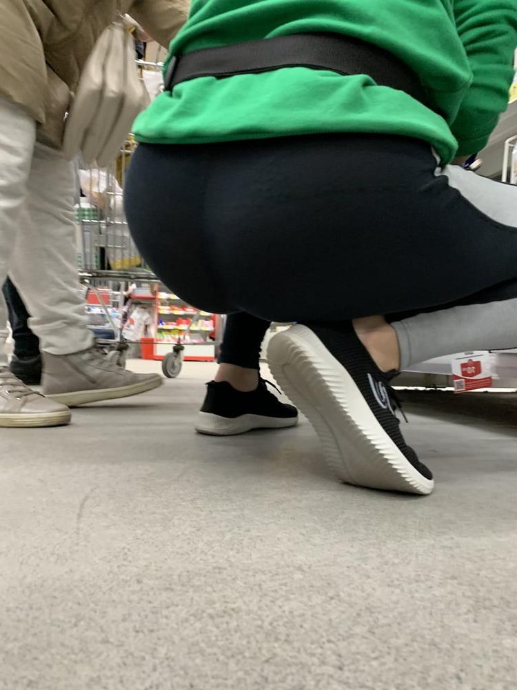 25P Sugar ass in leggings 4